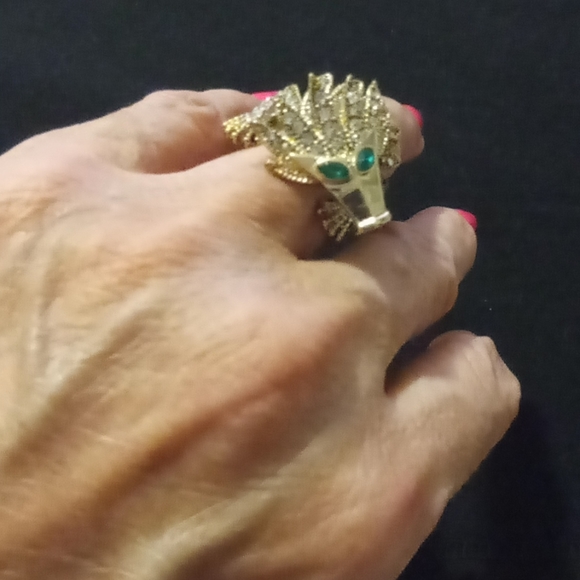 Ring - Picture 2 of 4